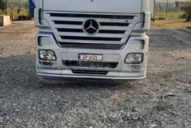 Mercedes-Benz, Actros