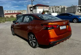 Nissan, Versa