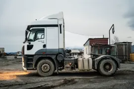 Ford, Cargo