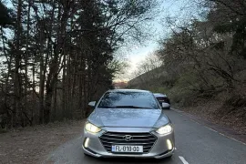 Hyundai, Elantra