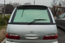 Toyota, Estima