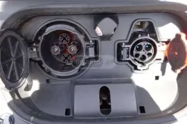 Nissan, Leaf