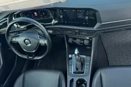 Volkswagen, Jetta
