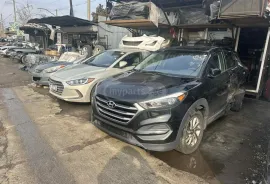 ავტონაწილები, დაშლილი ავტომობილები, HYUNDAI 