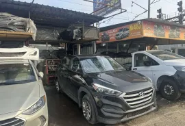 ავტონაწილები, დაშლილი ავტომობილები, HYUNDAI 