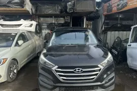 ავტონაწილები, დაშლილი ავტომობილები, HYUNDAI 