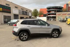 Jeep, Cherokee