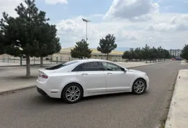 Lincoln, MKZ