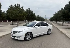 Lincoln, MKZ