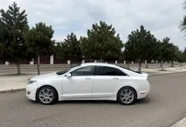 Lincoln, MKZ