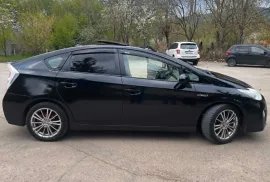 Toyota, Prius
