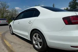 Volkswagen, Jetta