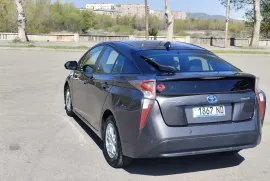 Toyota, Prius