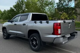 Mitsubishi, L200
