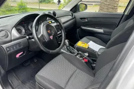 Suzuki , Vitara