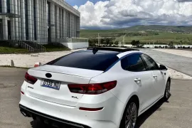 Kia, Optima
