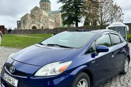 Toyota, Prius