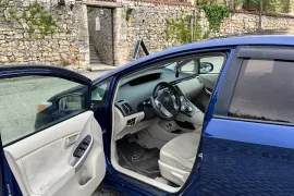 Toyota, Prius