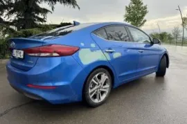 Hyundai, Elantra