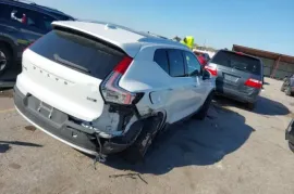 Volvo, XC Series, XC40