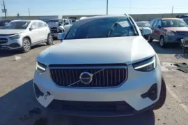 Volvo, XC Series, XC40