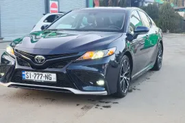 Toyota, Camry