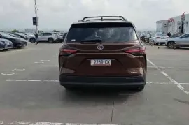 Toyota, Sienna