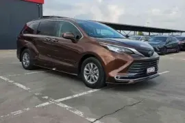 Toyota, Sienna