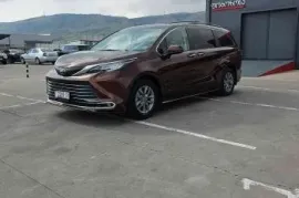 Toyota, Sienna