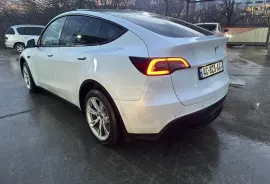 Tesla, Model Y