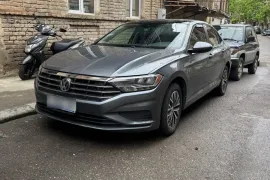 Volkswagen, Jetta
