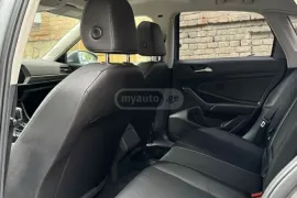 Volkswagen, Jetta
