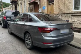 Volkswagen, Jetta