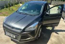 Ford, Escape