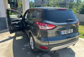 Ford, Escape
