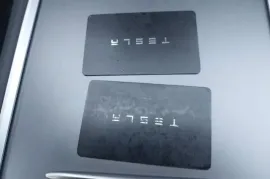 Tesla, Model 3