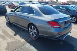 Mercedes-Benz, E CLASS, E 300