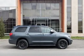 Toyota, Sequoia