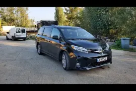 Toyota, Sienna