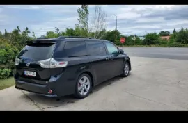 Toyota, Sienna