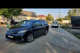 Toyota, Sienna
