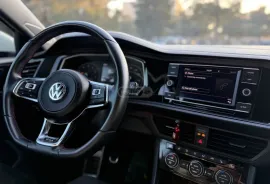 Volkswagen, Jetta