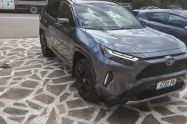Toyota, RAV4