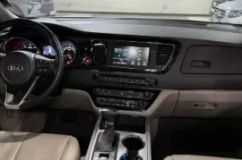 Kia, Carnival