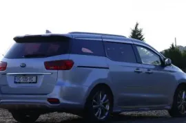 Kia, Carnival