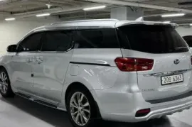 Kia, Carnival