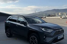Toyota, RAV4