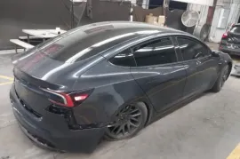 Tesla, Model 3