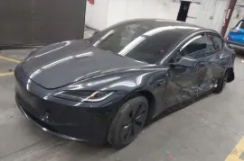 Tesla, Model 3