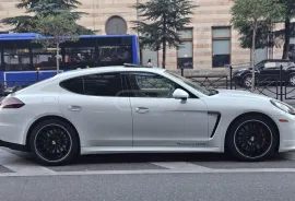 Porsche, Panamera